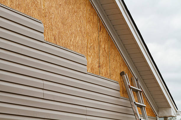 24/7 Emergency Vinyl Siding experts in Hunker, PA